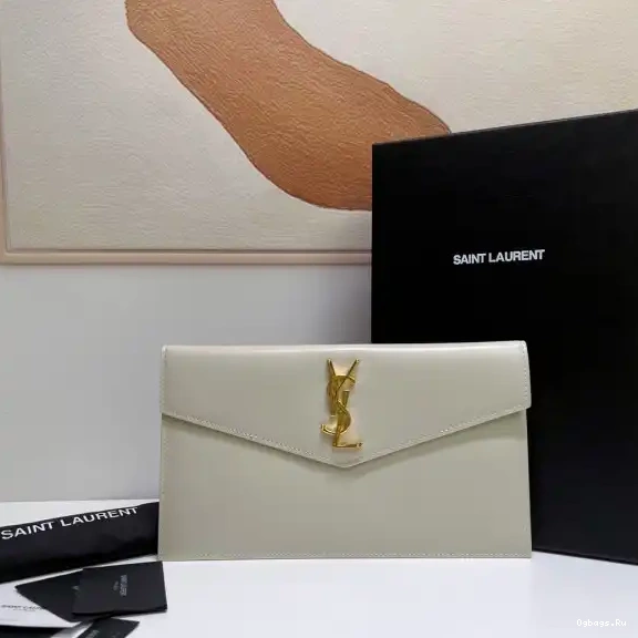 YSL POUCH UPTOWN 0702